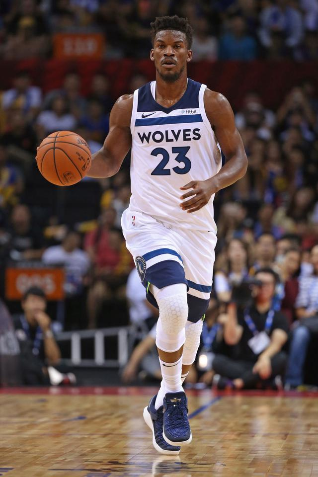 明尼苏达森林狼训练开放日，关键时刻绝杀压哨引欢呼，全明星赛在即，控场能力受关注的简单介绍