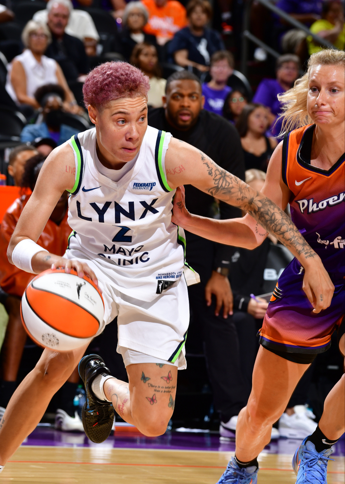 明尼苏达森林狼训练开放日，关键时刻绝杀压哨引欢呼，全明星赛在即，控场能力受关注的简单介绍