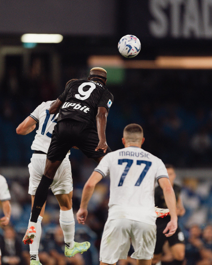 爱游戏平台官网 - 拉齐奥内部会议纪要流出：今晨外线爆发；荷甲使命明确；资深球员宣示担当