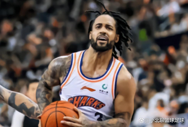 关于今晨意甲焦点战，新疆广汇战术微调，媒体盛赞，心理建设被强调的信息